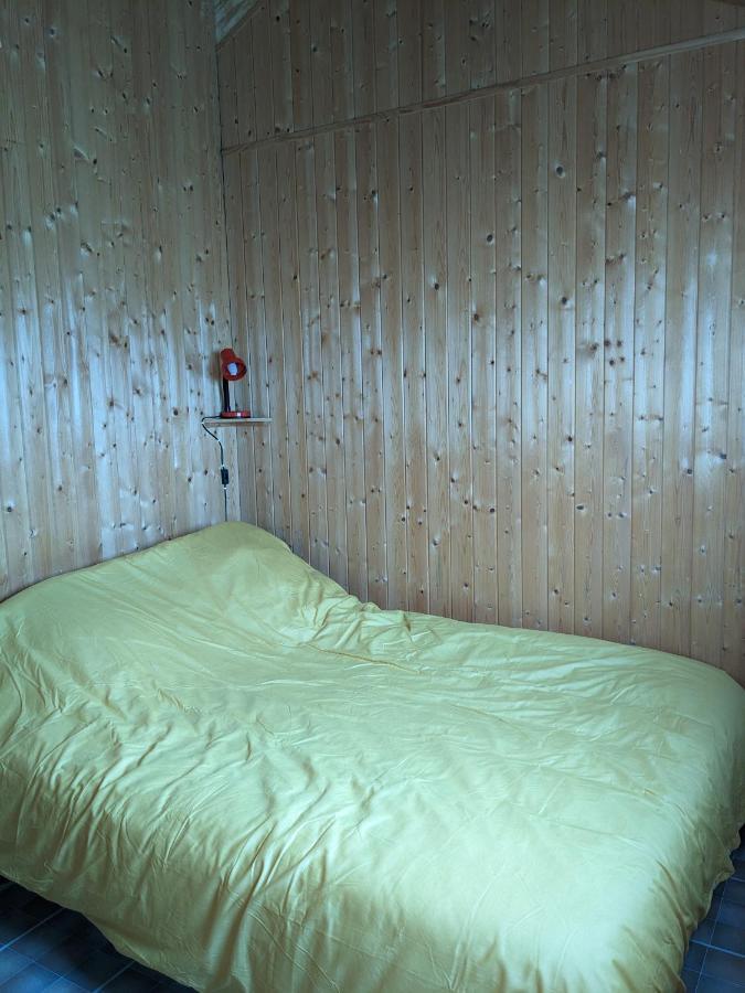 Au Petit Chalet D'Illiers Combray - Salle D'Eau Uniquement Exterior photo